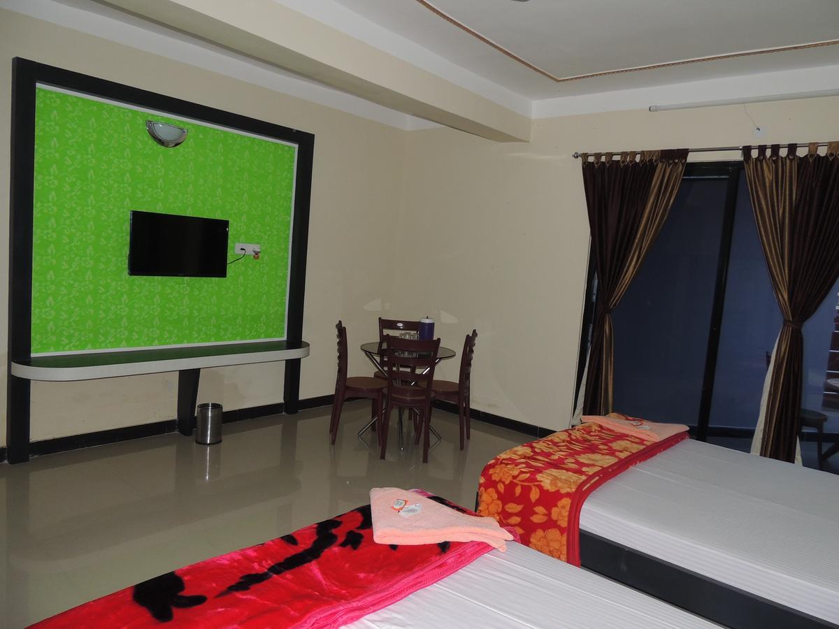 Swagatam International Hotel Tarapith Eksteriør billede