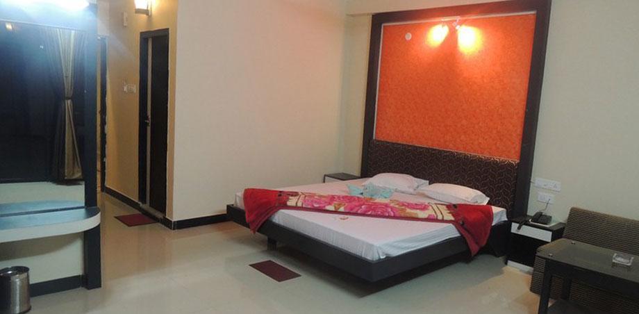 Swagatam International Hotel Tarapith Eksteriør billede