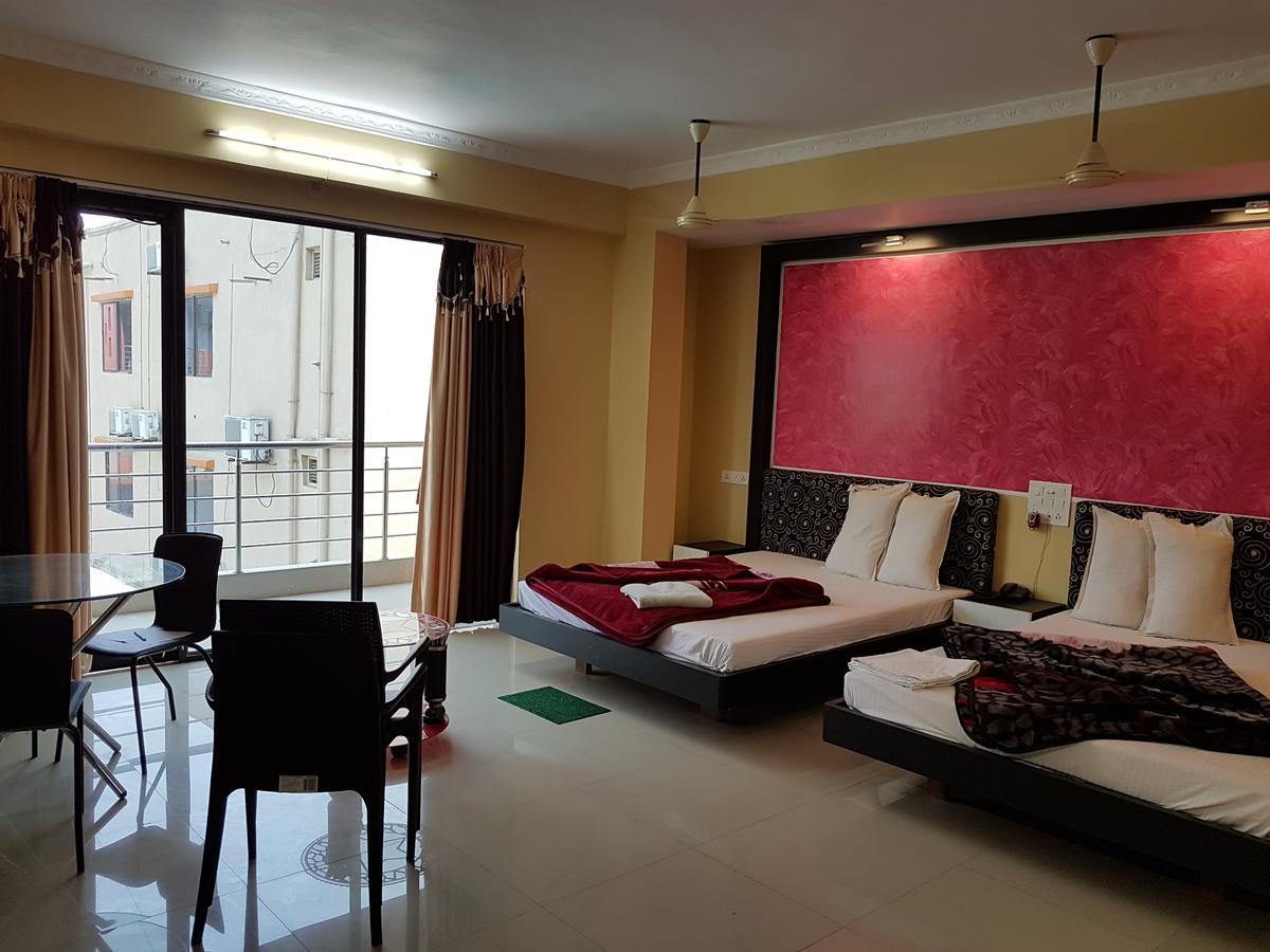Swagatam International Hotel Tarapith Eksteriør billede
