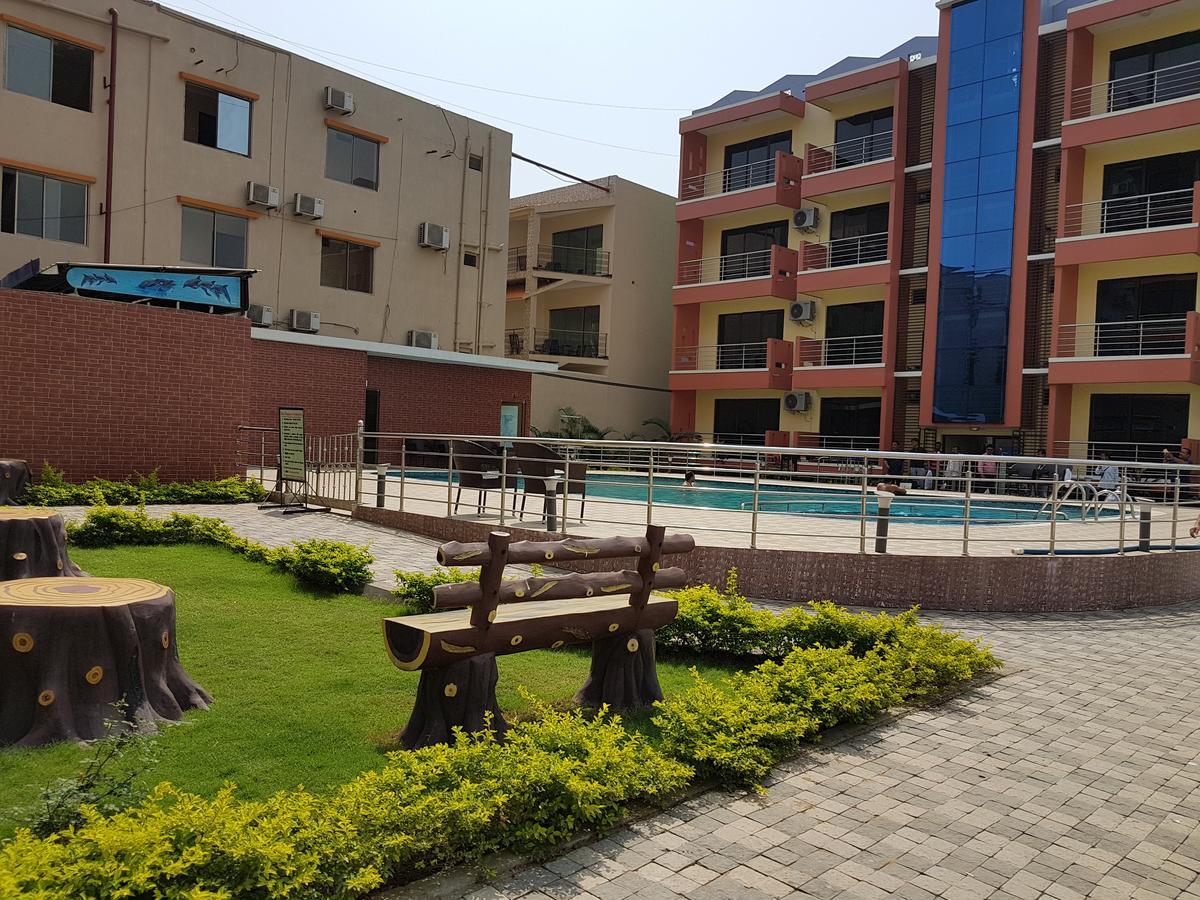 Swagatam International Hotel Tarapith Eksteriør billede